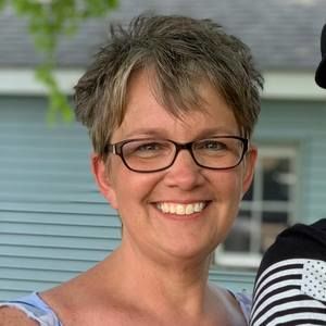 Meet your Posher, Laurie